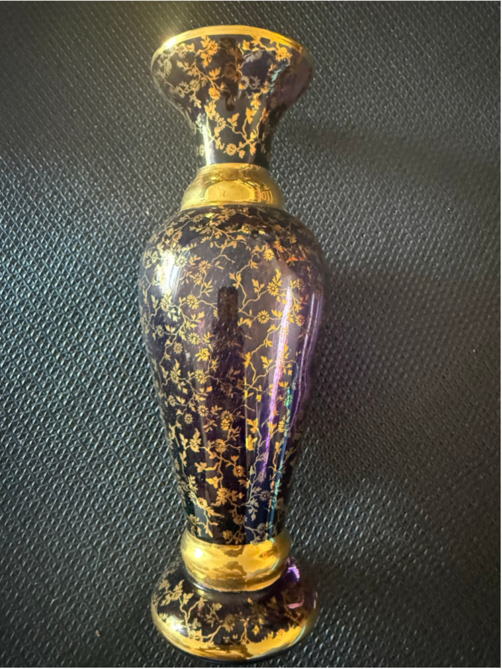 Murano Decorative Purple and 14K Gold Floral Vase One Size